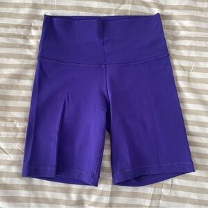 Aritzia TNA Bike Shorts